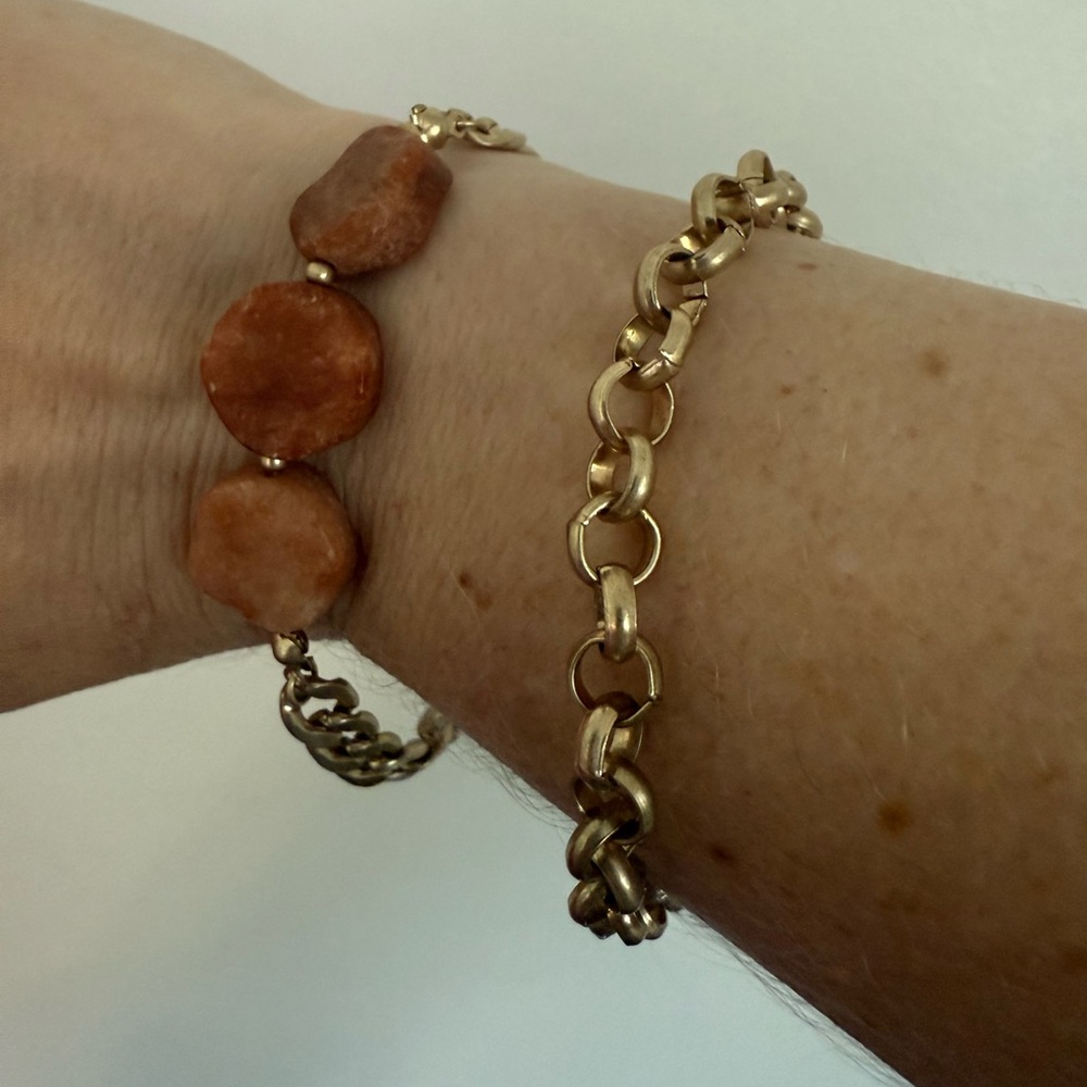 Gold Tone and Brownish Red Bead Bracelet Set.